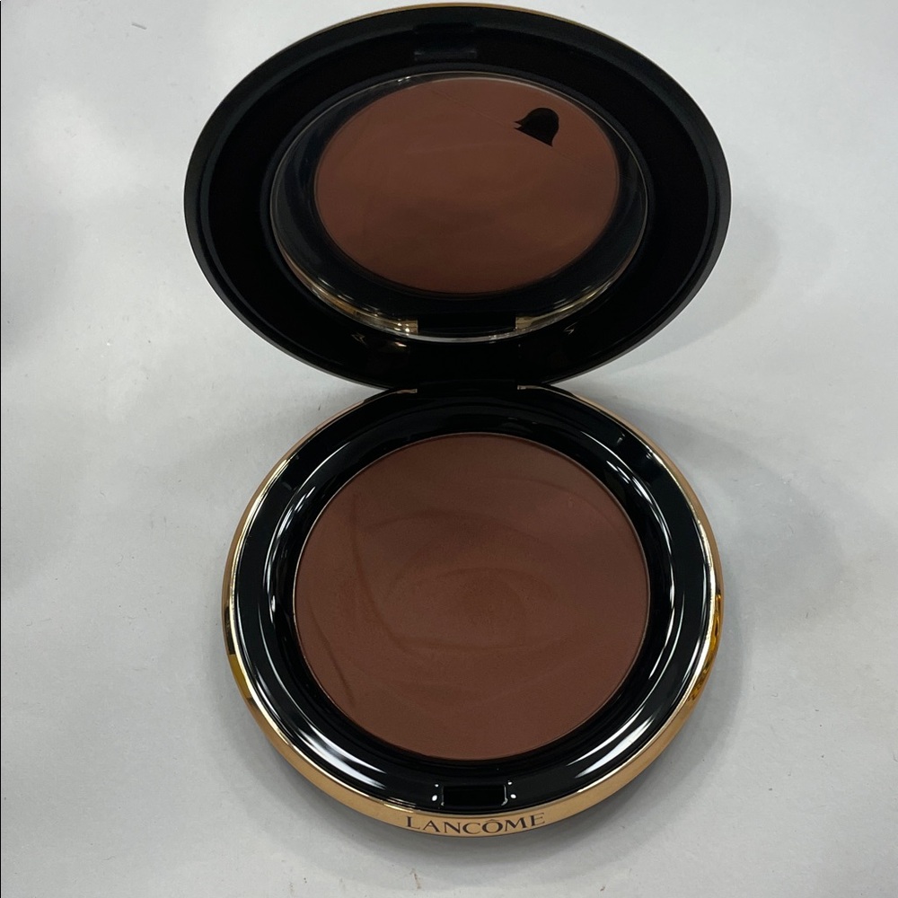 Lancôme Teint Idole Ultra Wear C.E. Skin Transforming Bronzer - Deep
*New.Unused